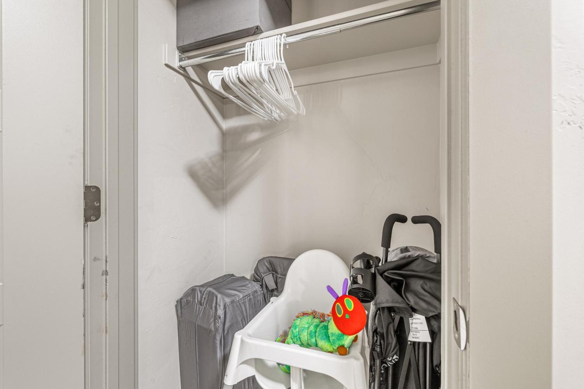 Butterfly Themed Kings Apartment With Private Garage & Access To Lux Hot Tub, Bbq & Gym South Jordan Eksteriør billede