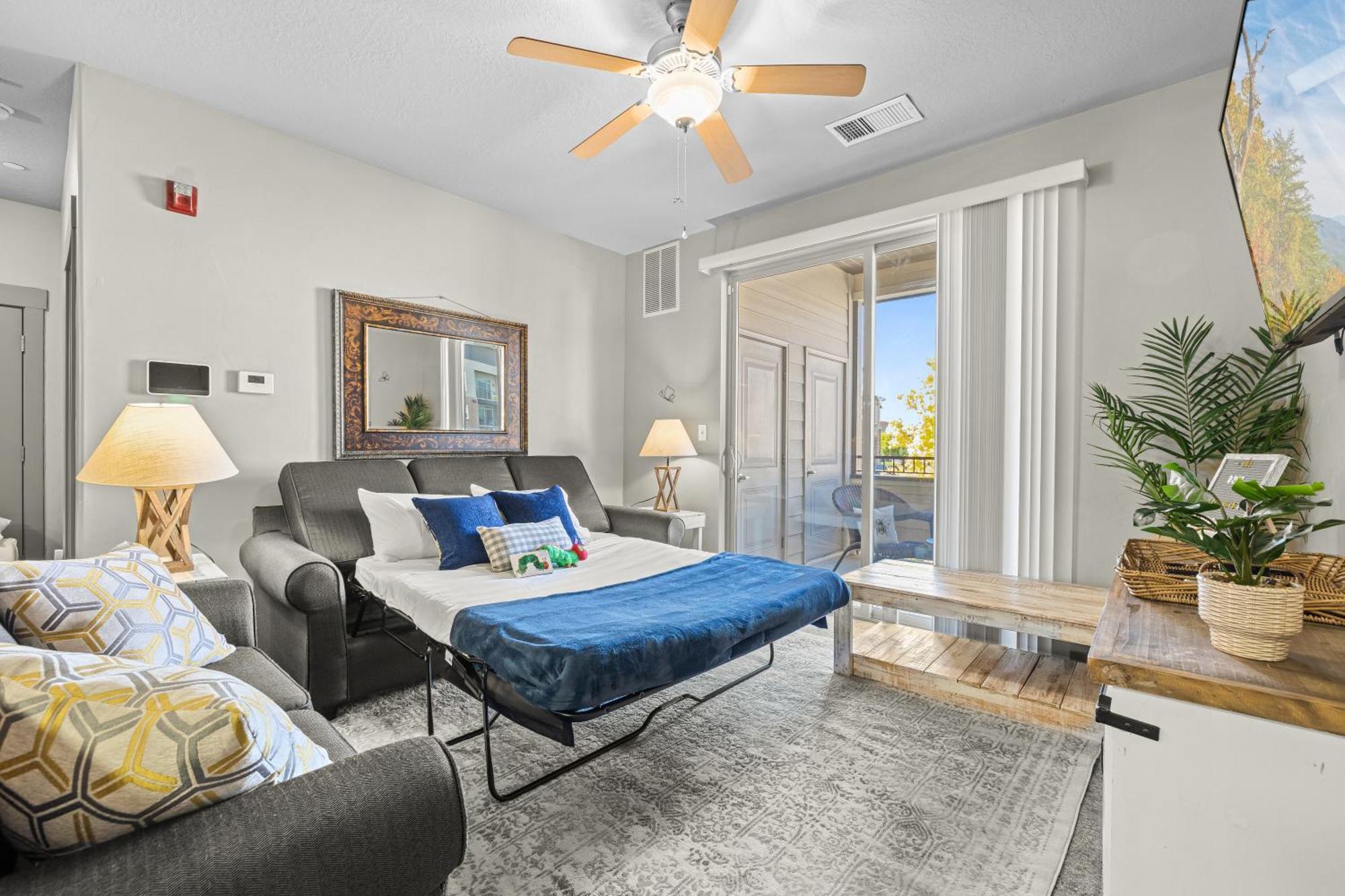 Butterfly Themed Kings Apartment With Private Garage & Access To Lux Hot Tub, Bbq & Gym South Jordan Eksteriør billede
